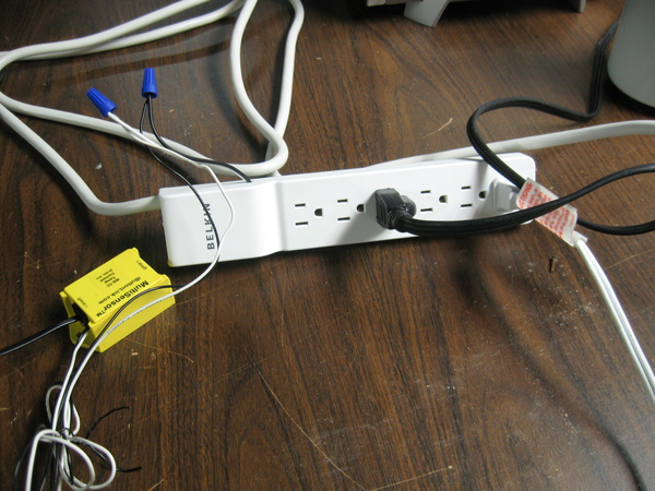 Finished power strip, with sensor